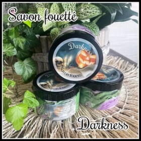 Savon fouetté: Darkness